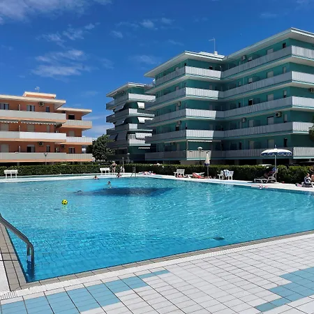 Appartamento Enjoy Our In A Pool Paradise